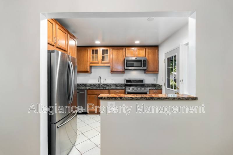 House for rent at 6610 Bowie Dr, Springfield, VA 22150