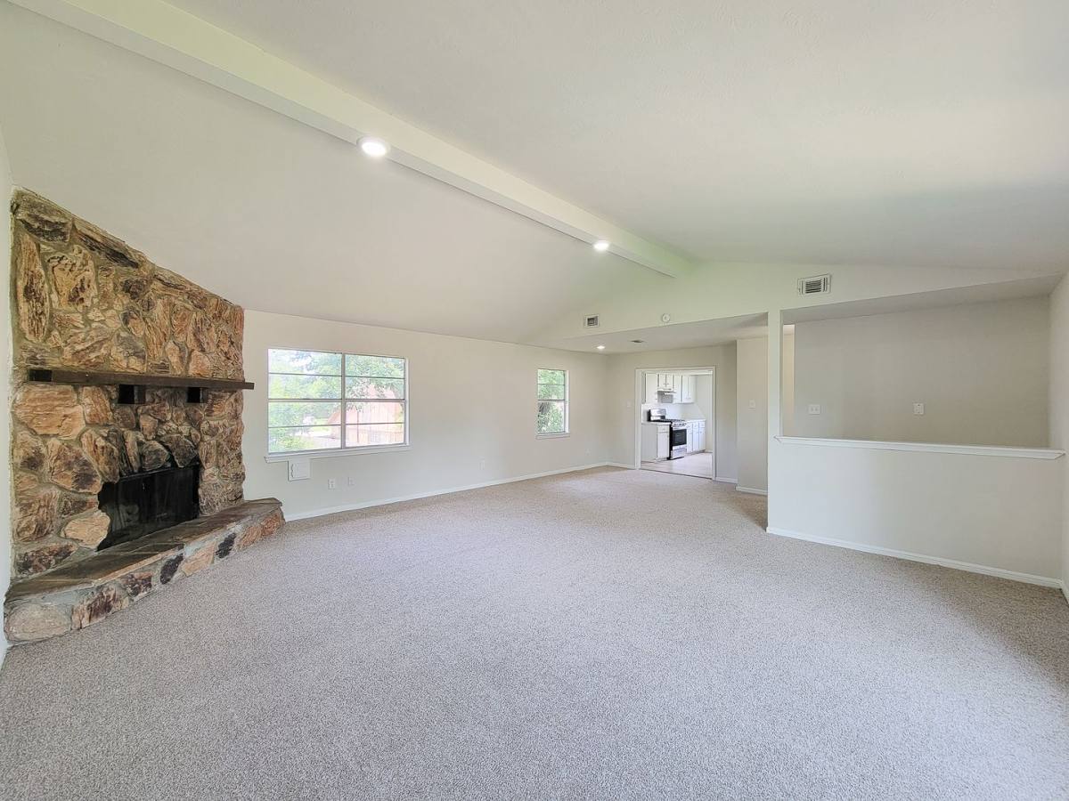 House for rent at 8719 Valley Song Dr, Houston, TX 77078