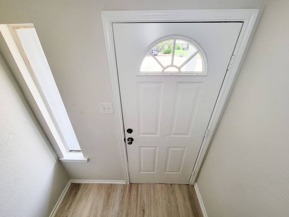 House for rent at 8719 Valley Song Dr, Houston, TX 77078