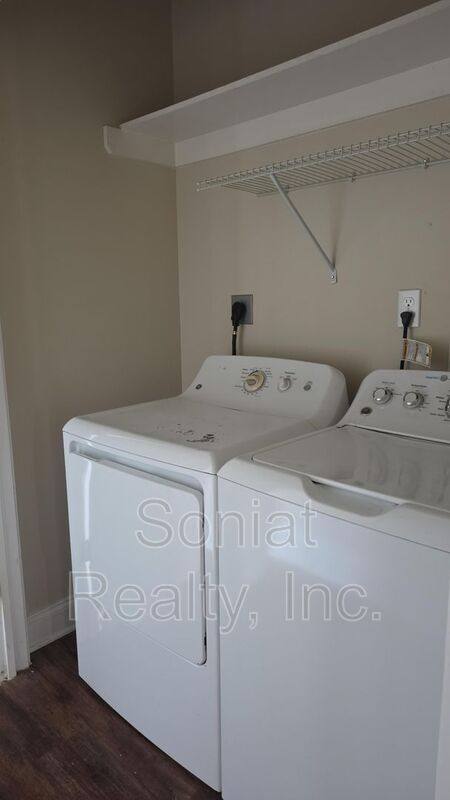 Apartment for rent at 1905 Montegut Dr, New Orleans, LA 70117