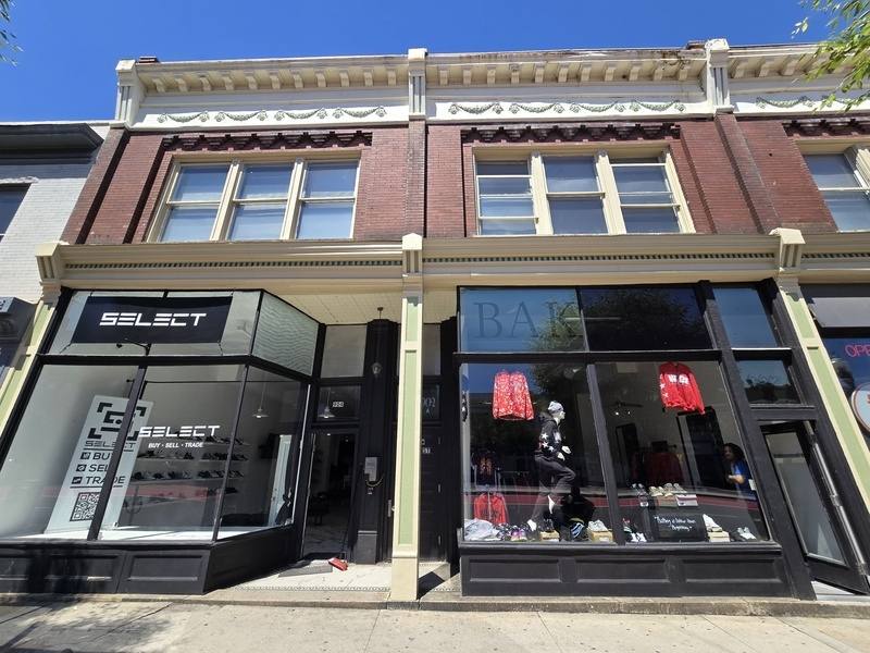 Apartment for rent at 900 W Broad St #2B, Richmond, VA 23220