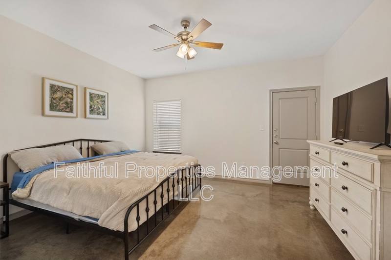 Apartment for rent at 16374 County Rd #25, Lindale, TX 75771