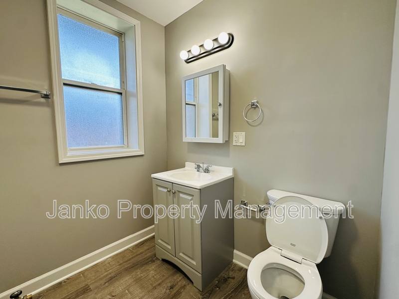 Apartment for rent at 644 N Mayfield Ave #2, Chicago, IL 60644