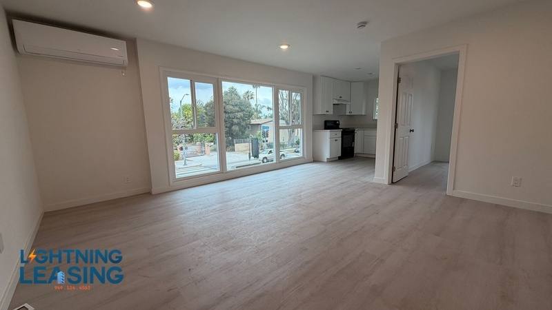 Apartment for rent at 5000 Coliseum St #8, Los Angeles, CA 90016