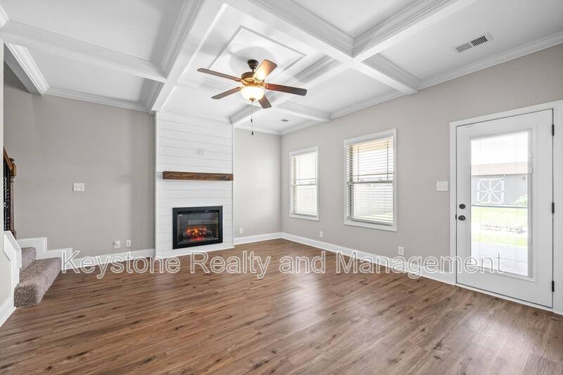 House for rent at 1236 Winterset Dr, Clarksville, TN 37040