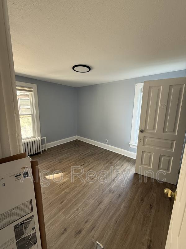 Apartment for rent at 359 Maria Ave #3, Saint Paul, MN 55106