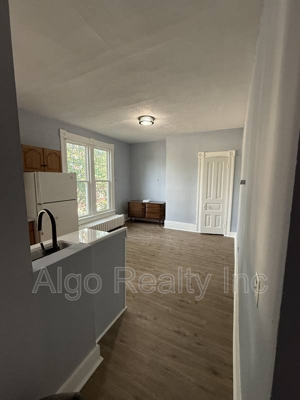 Apartment for rent at 359 Maria Ave #3, Saint Paul, MN 55106