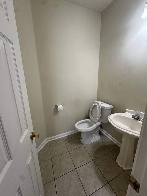 House for rent at 7733 Lipscomb Dr, Memphis, TN 38125