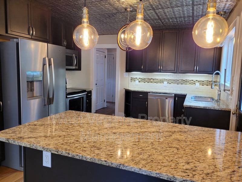 House for rent at 265 Court St, Lewisburg, WV 24901