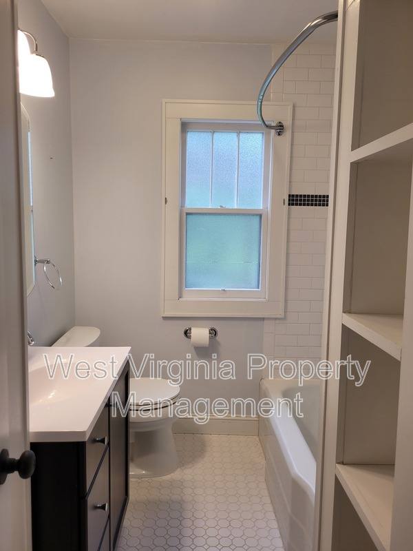 House for rent at 265 Court St, Lewisburg, WV 24901
