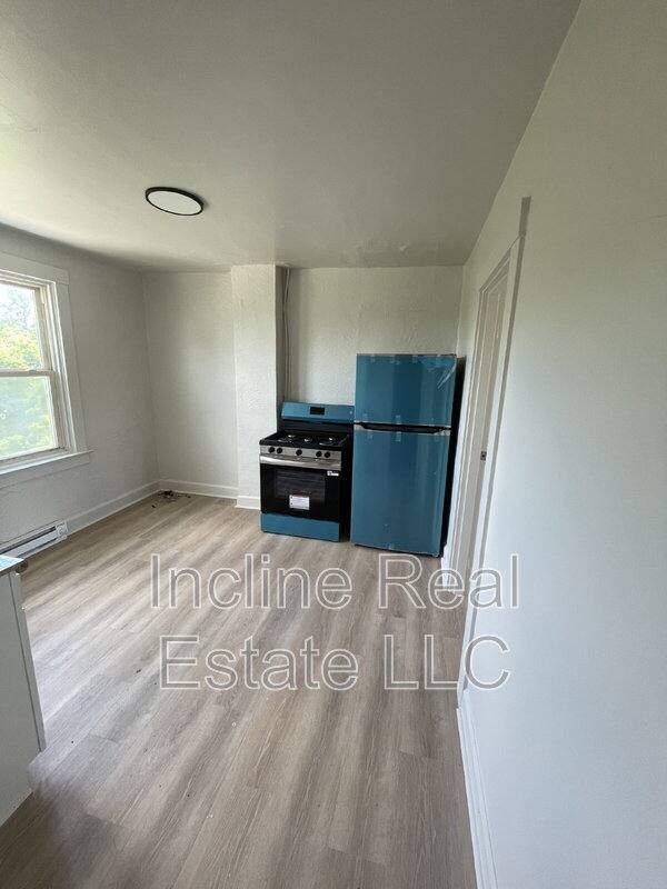 Apartment for rent at 1133 Maryland Ave #3, Duquesne, PA 15110