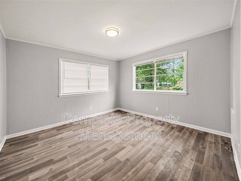 House for rent at 1900 Saint Charles Ave SW, Birmingham, AL 35211