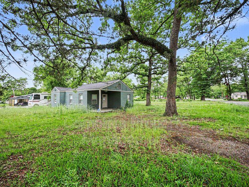 House for rent at 1900 Saint Charles Ave SW, Birmingham, AL 35211
