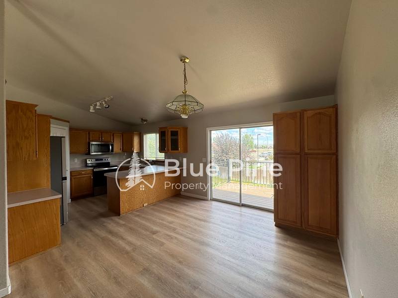 House for rent at 3535 Spring Creek Dr, Idaho Falls, ID 83404
