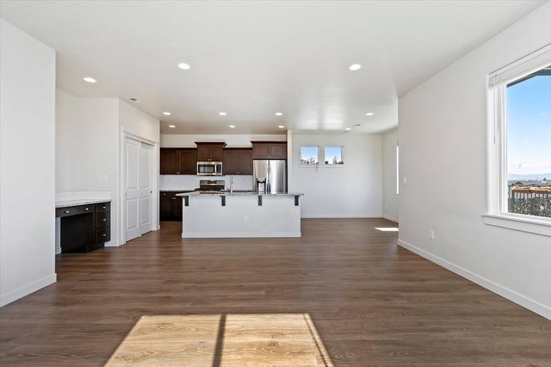 House for rent at 10757 W Thimbleberry Court, Star, ID 83669