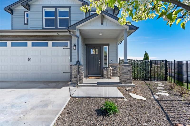 House for rent at 10757 W Thimbleberry Court, Star, ID 83669