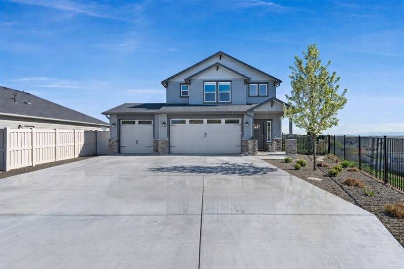 House for rent at 10757 W Thimbleberry Court, Star, ID 83669