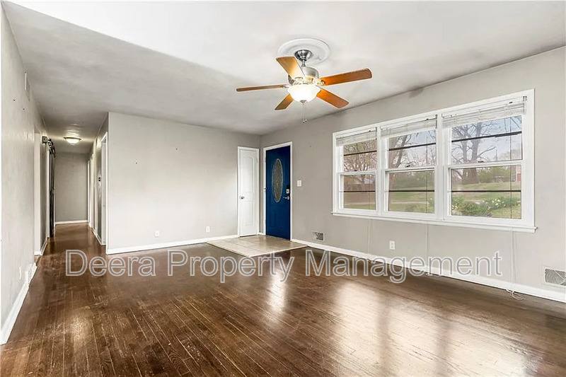 House for rent at 1305 Craig Dr, Liberty, MO 64068