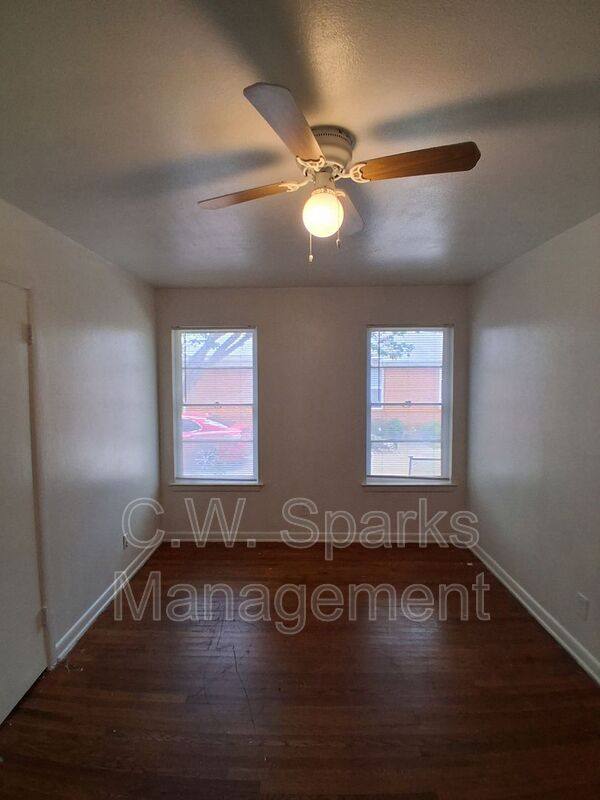 Apartment for rent at 3021 Avon St, Dallas, TX 75211