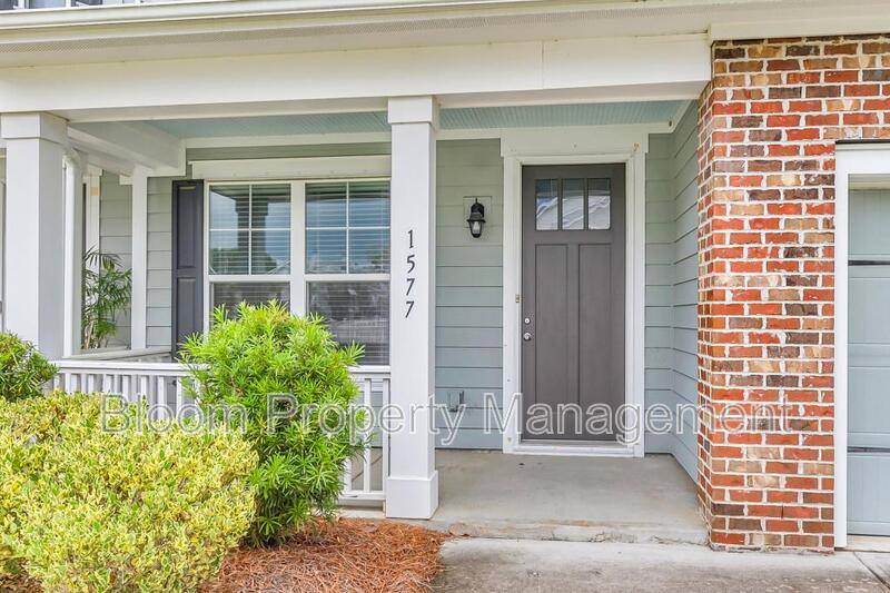 Townhouse for rent at 1577 Krait Court, Mount Pleasant, SC 29466