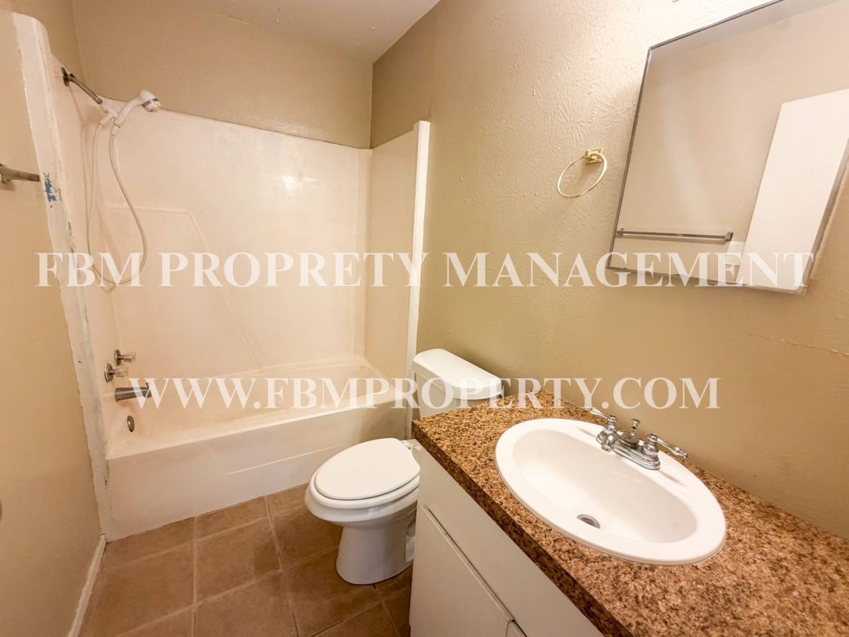 Apartment for rent at 3593 Ennis Ave, Bardwell, TX 75101