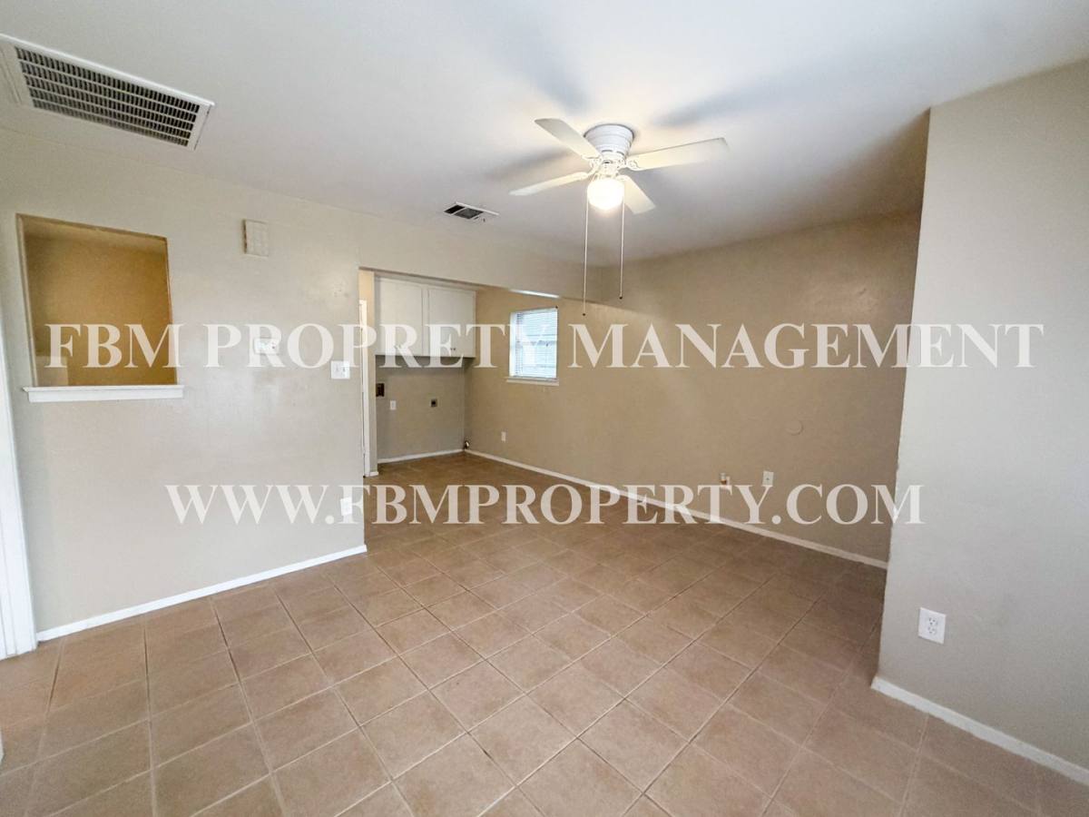 Apartment for rent at 3593 Ennis Ave, Bardwell, TX 75101