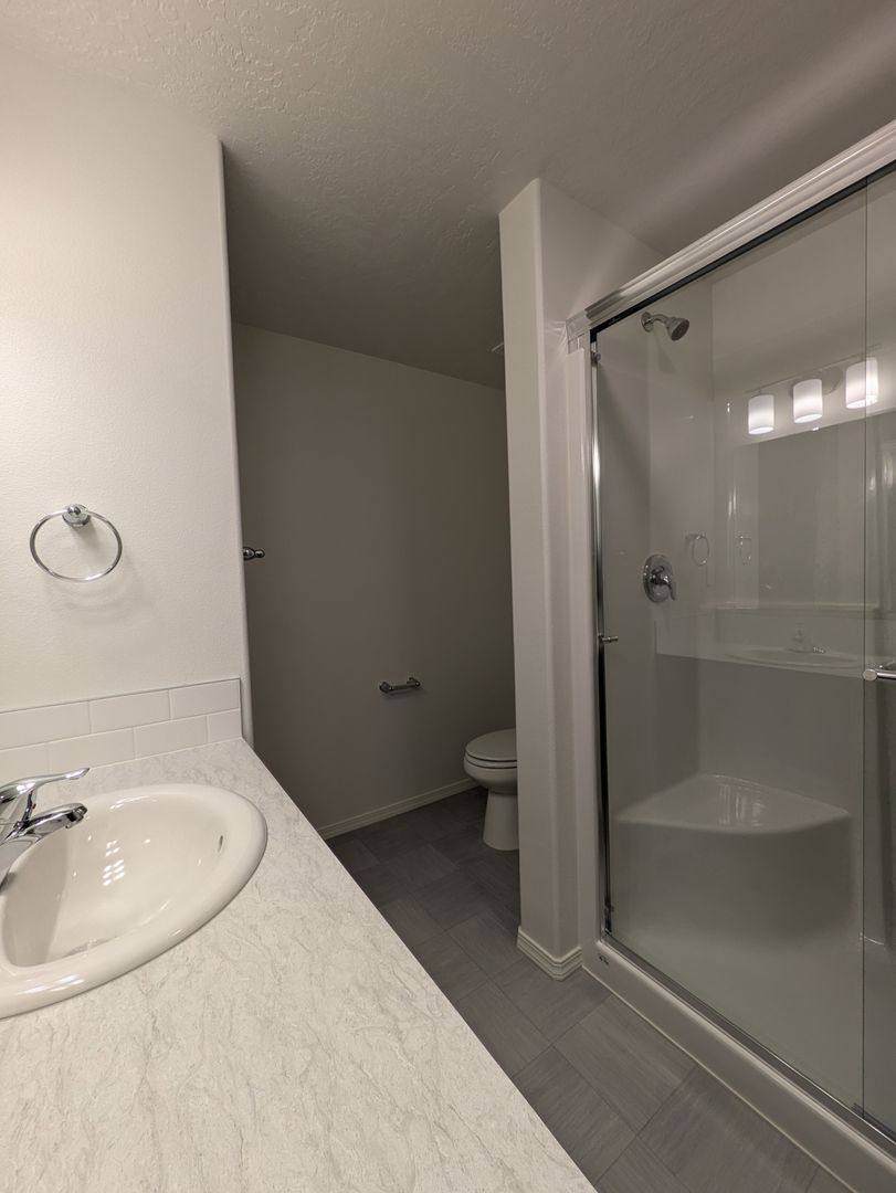 Townhouse for rent at 3684 S Roosevelt St, Kennewick, WA 99338