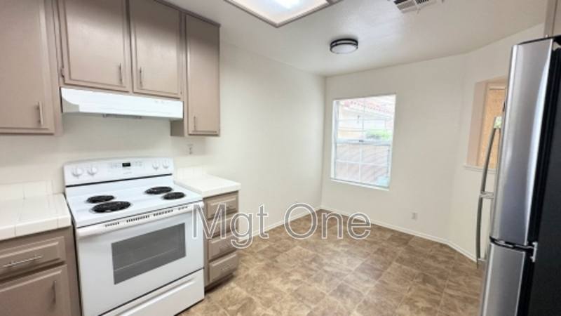 House for rent at 2050 Napoli Court #102, Corona, CA 92881