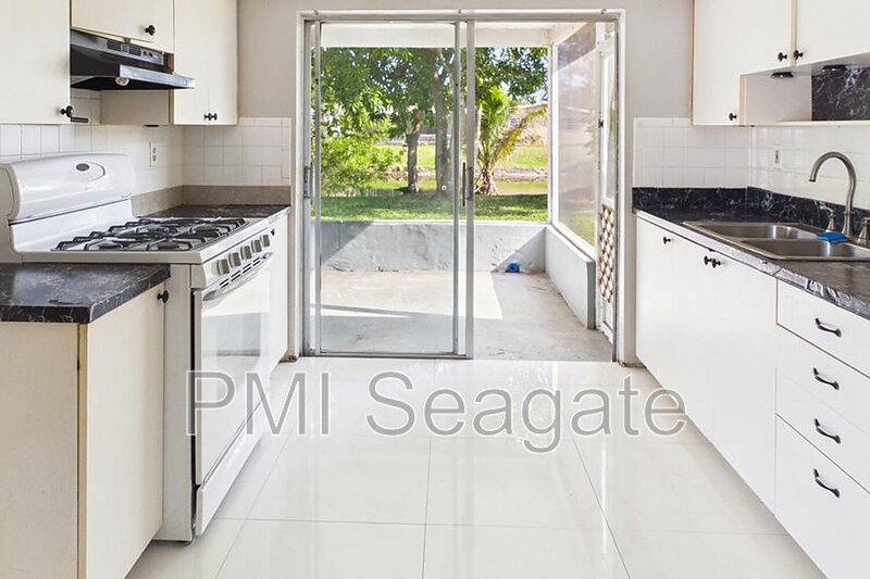 House for rent at 7620 NW 21st St, Fort Lauderdale, FL 33322