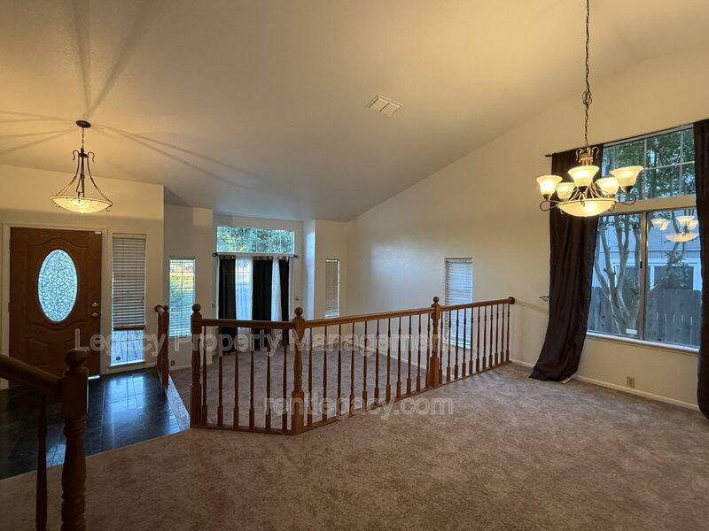 House for rent at 5350 Laguna Park Dr, Elk Grove, CA 95758
