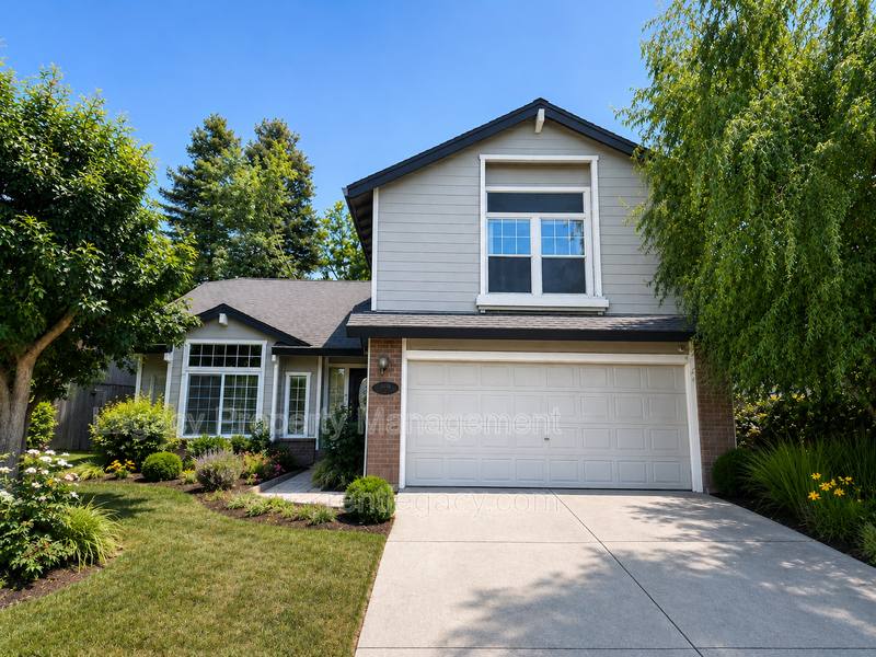 House for rent at 5350 Laguna Park Dr, Elk Grove, CA 95758