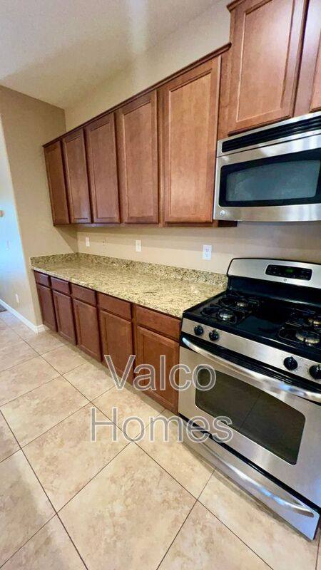 House for rent at 2717 E Ficus Way, Gilbert, AZ 85298