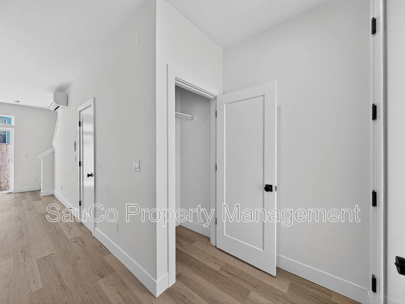 Apartment for rent at 5032 NE 14th Ave #2, Portland, OR 97211