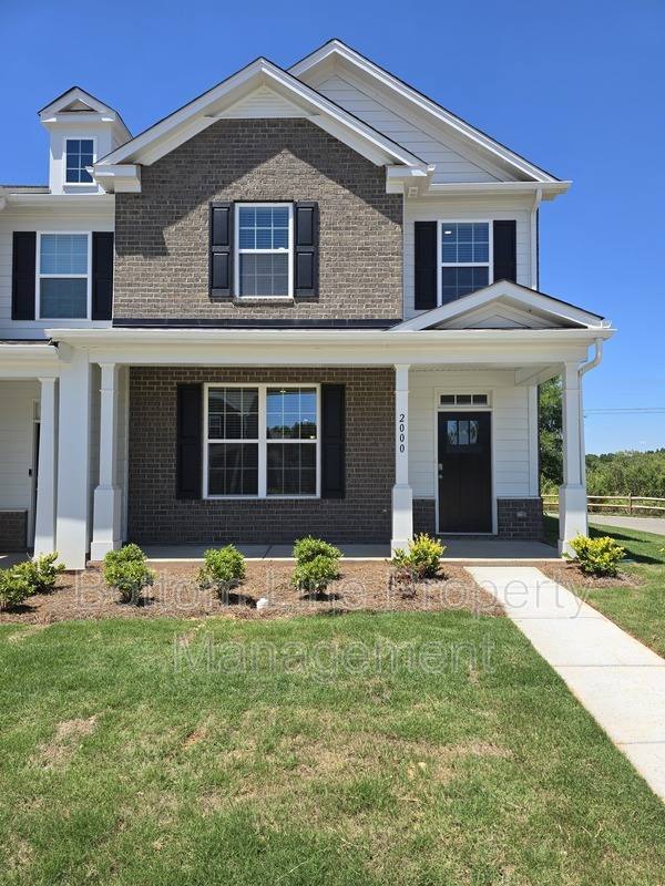 Townhouse for rent at 2000 Harlequin Dr, Indian Trail, NC 28079