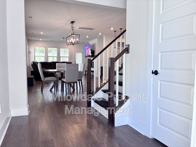 House for rent at 2033 Florine Dr, Apex, NC 27502
