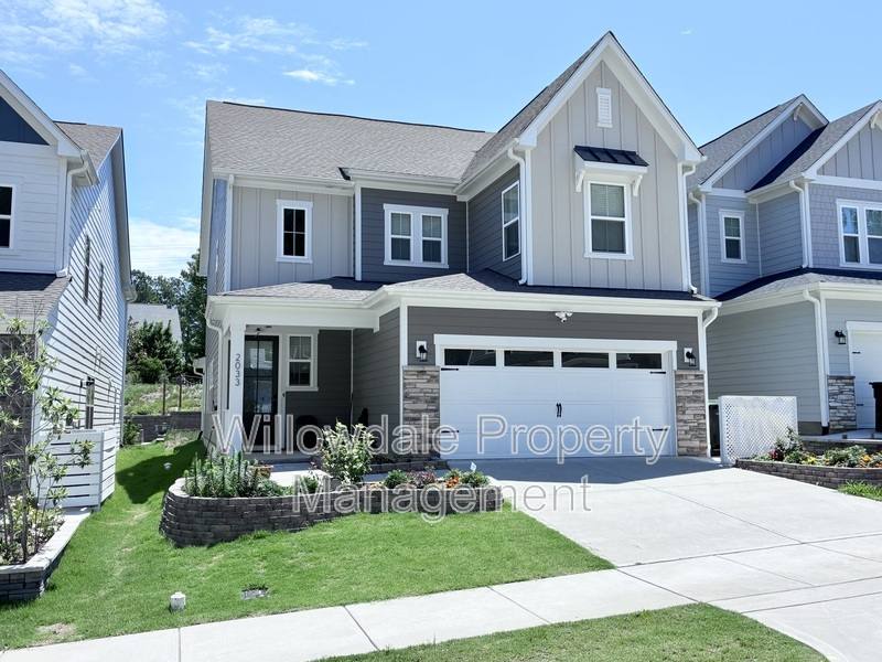 House for rent at 2033 Florine Dr, Apex, NC 27502