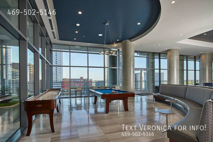 Apartment for rent at 490 Travis St, Houston, TX 77002