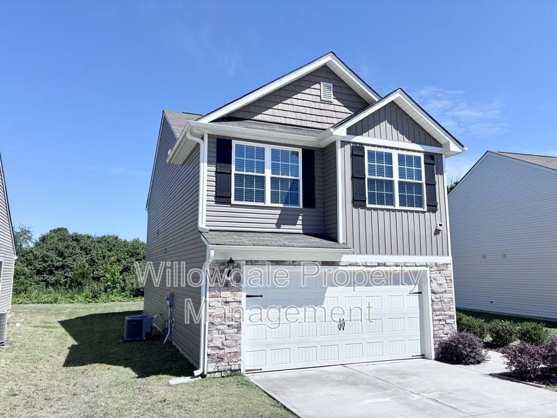 House for rent at 357 Gourd St, Zebulon, NC 27597