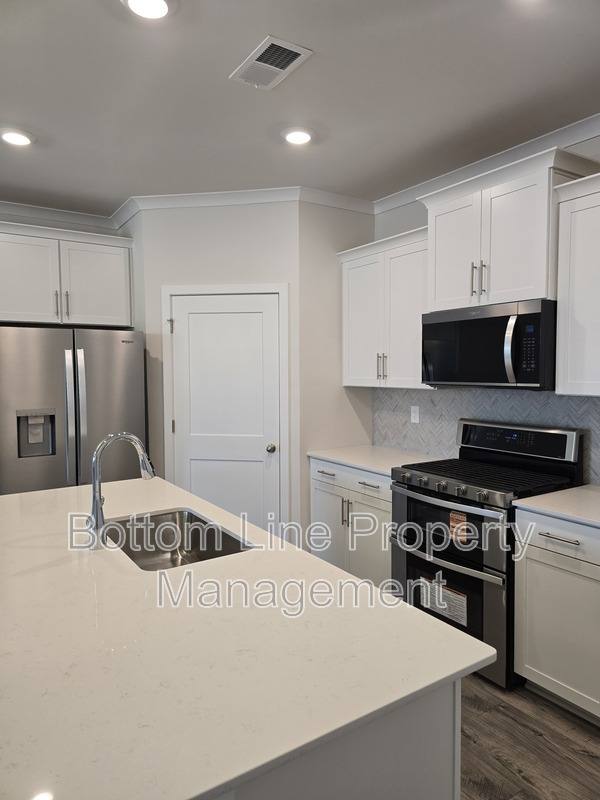 Townhouse for rent at 1010 Whistling Place, Indian Trail, NC 28079