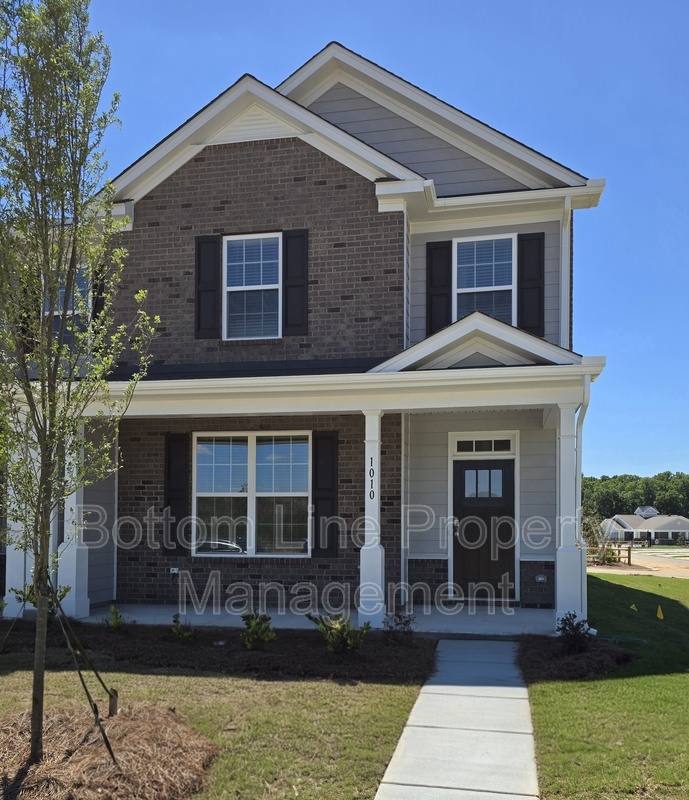 Townhouse for rent at 1010 Whistling Place, Indian Trail, NC 28079