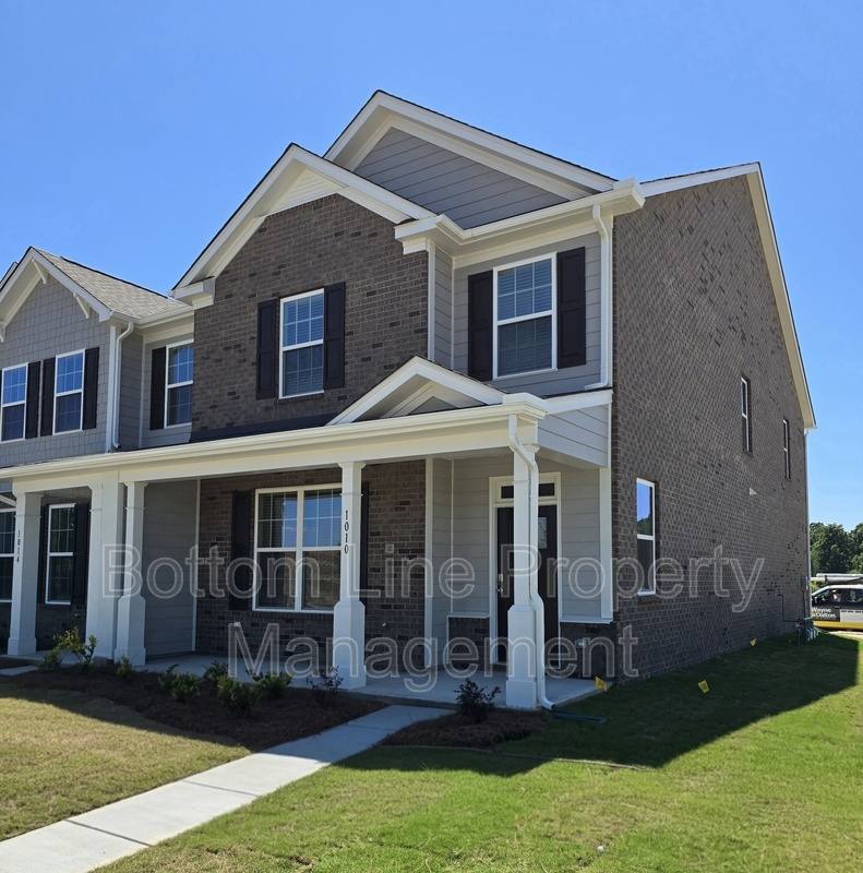 Townhouse for rent at 1010 Whistling Place, Indian Trail, NC 28079