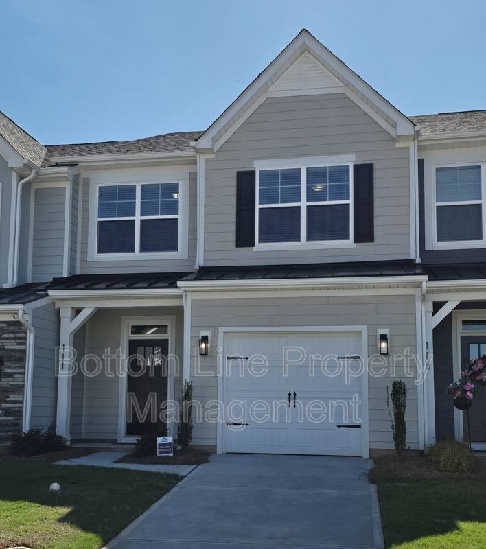 Townhouse for rent at 111 Viburnum Rd, Waxhaw, NC 28173