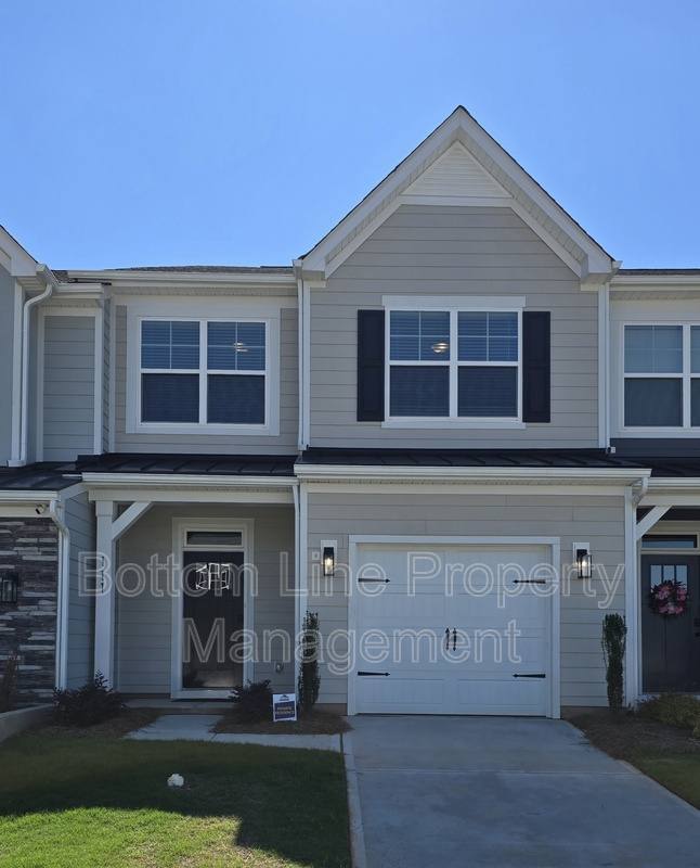 Townhouse for rent at 111 Viburnum Rd, Waxhaw, NC 28173