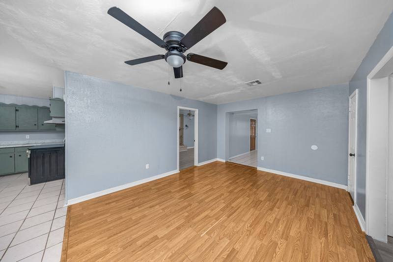 House for rent at 408 NW Woodridge Dr, Lawton, OK 73507