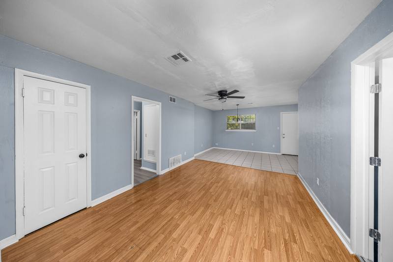 House for rent at 408 NW Woodridge Dr, Lawton, OK 73507