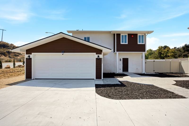 House for rent at 9092 Los Coches Rd, Lakeside, CA 92040