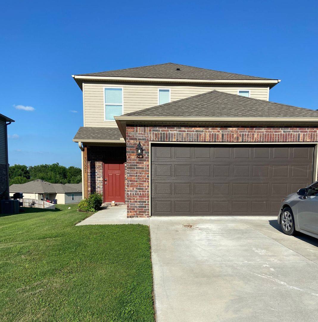 House for rent at 3321 Red Tail Way, Farmington, AR 72730