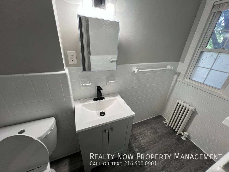 Apartment for rent at 2481 Noble Rd #G11, Cleveland, OH 44121