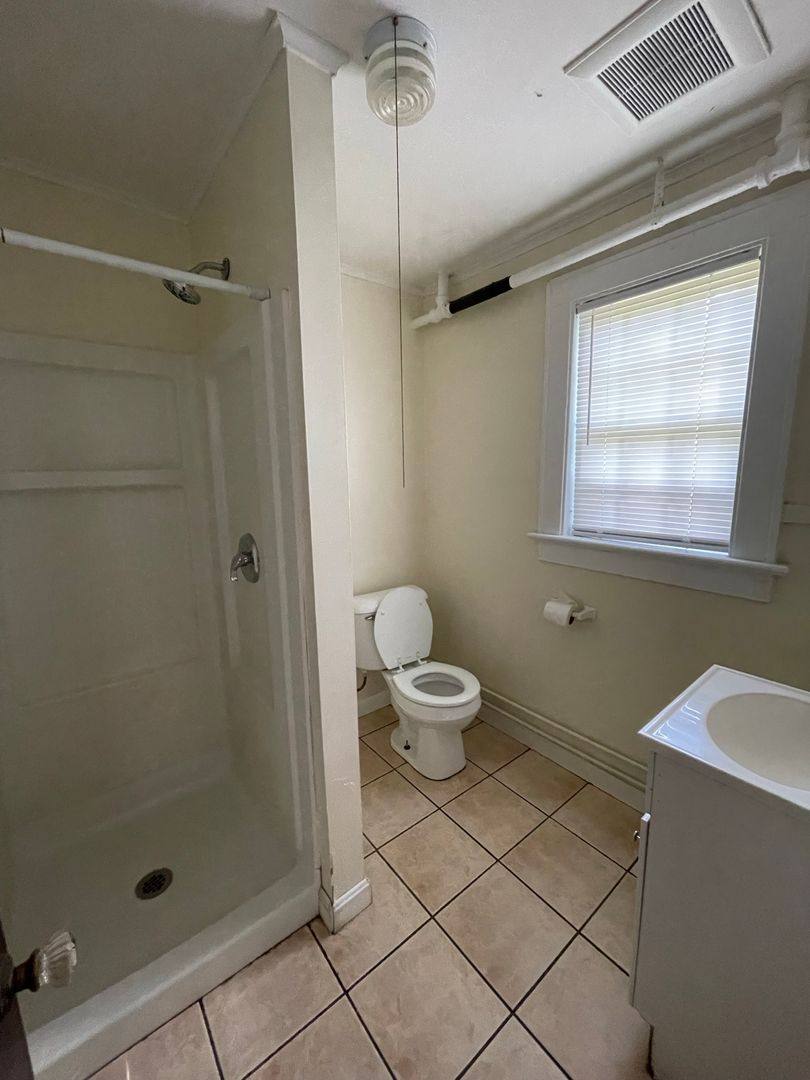 Apartment for rent at 360 S Winooski Ave, Burlington, VT 05401