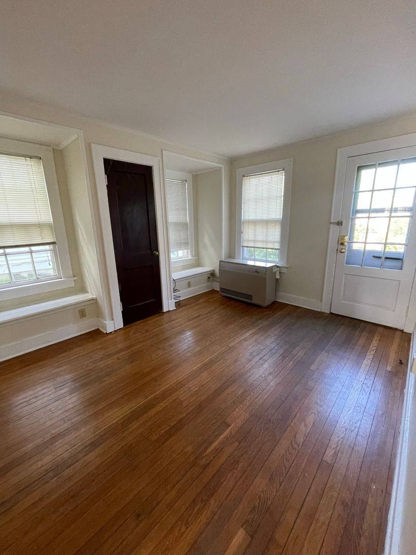 Apartment for rent at 360 S Winooski Ave, Burlington, VT 05401